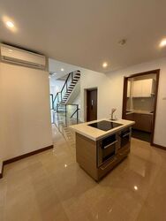 Lornie Road (D11), Terrace #518658781
